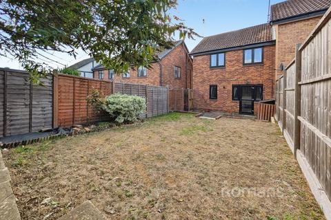 2 bedroom semi-detached house for sale, Ratby Close, Lower Earley, Reading