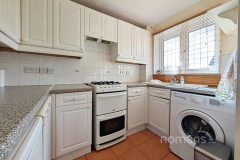 2 bedroom semi-detached house for sale, Ratby Close, Lower Earley, Reading