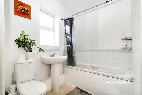 1 bedroom flat to rent, Morton Close, Uxbridge, UB8