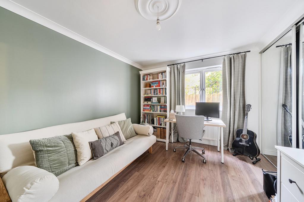 Apartment in Berkshire - View 3
