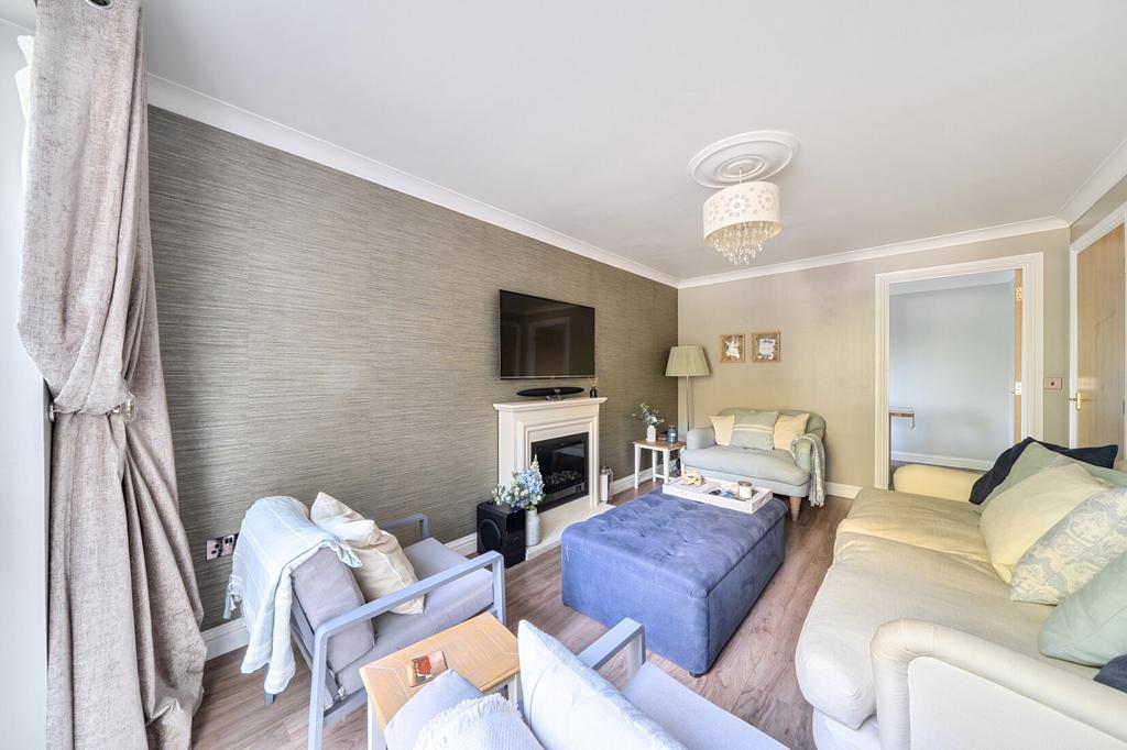 Apartment in Berkshire - View 5