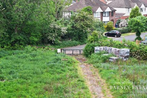 undefined, Brookfield Avenue, Farnham, GU9