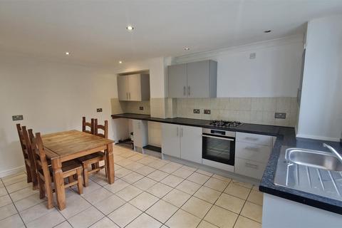3 bedroom semi-detached house to rent, Crewe Road, Church Lawton, Stoke-on-Trent,
