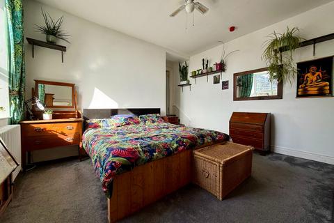 1 bedroom apartment for sale, Flat 1, St. Davids Court, Barmouth, LL42 1AF