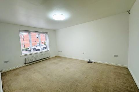 4 bedroom house to rent, Coomer Court, Newcastle, ST5
