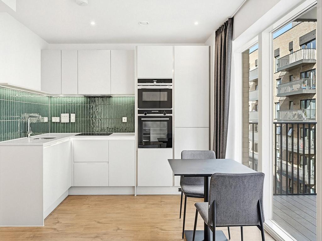 Apartment in London - View 4