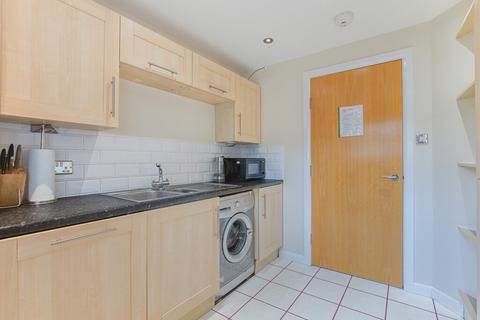 3 bedroom apartment to rent, Links Road, Aberdeen