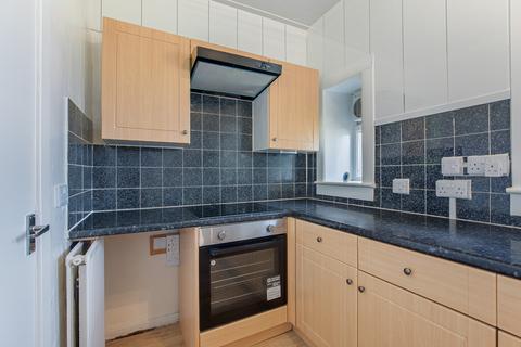2 bedroom flat to rent, School Road, Aberdeen