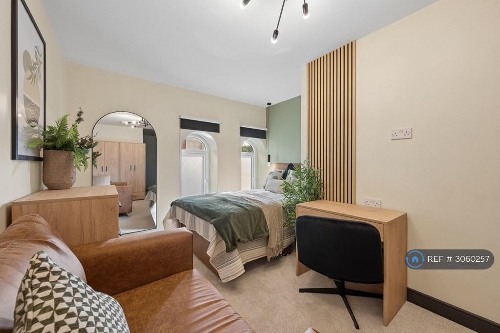 House in Bury, Greater Manchester - View 5