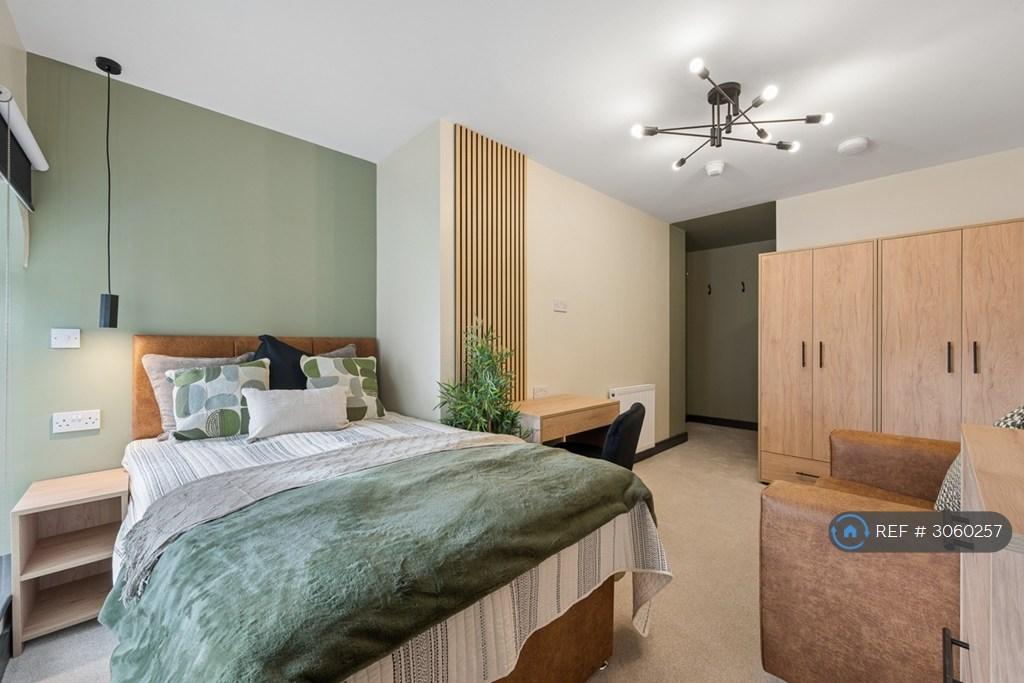 House in Bury, Greater Manchester - More
