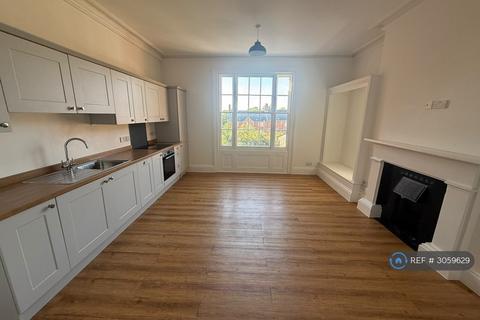 3 bedroom flat to rent, Museum St, Ipswich, IP1