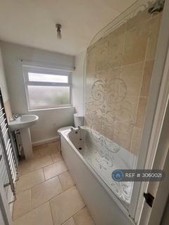 2 bedroom flat to rent, Priory Close, Ilkeston, DE7