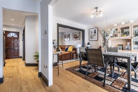 5 bedroom end of terrace house for sale, Snakes Lane East, Woodford, IG8