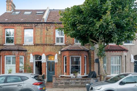 2 bedroom flat for sale, Eardley Road, Streatham, London, SW16