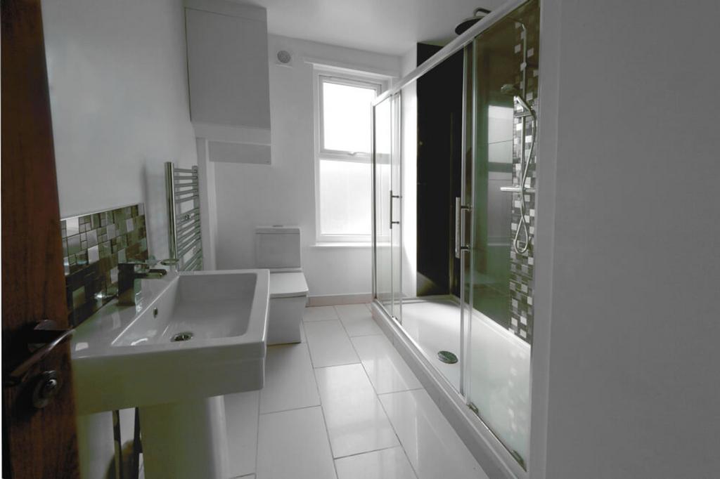 House in Leeds - View 5
