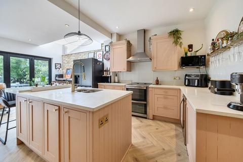 4 bedroom terraced house for sale, Hampden Avenue, Beckenham BR3