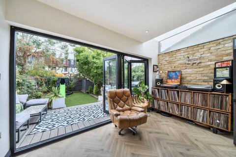 4 bedroom terraced house for sale, Hampden Avenue, Beckenham BR3