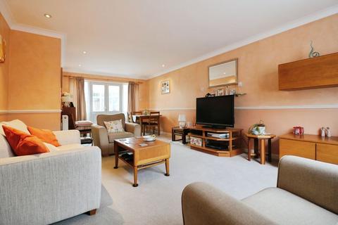 undefined, Fieldhurst, Langley