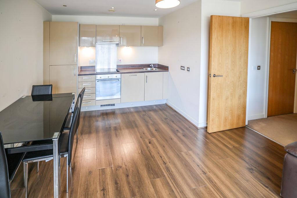 Apartment in Bristol - View 2