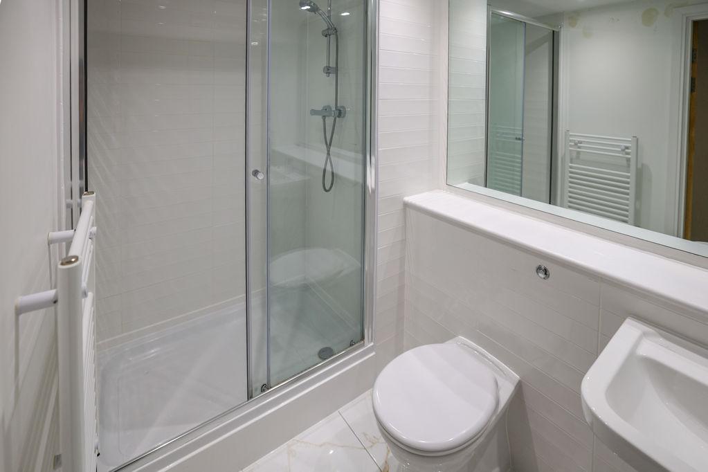 Apartment in Bristol - View 5
