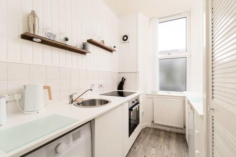 1 bedroom apartment for sale, 1/1 Dickson Place, Cross Road, Peebles, EH45 8LA