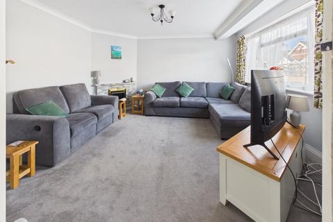 3 bedroom semi-detached house for sale, Ferndale Road, Ashford,TW15