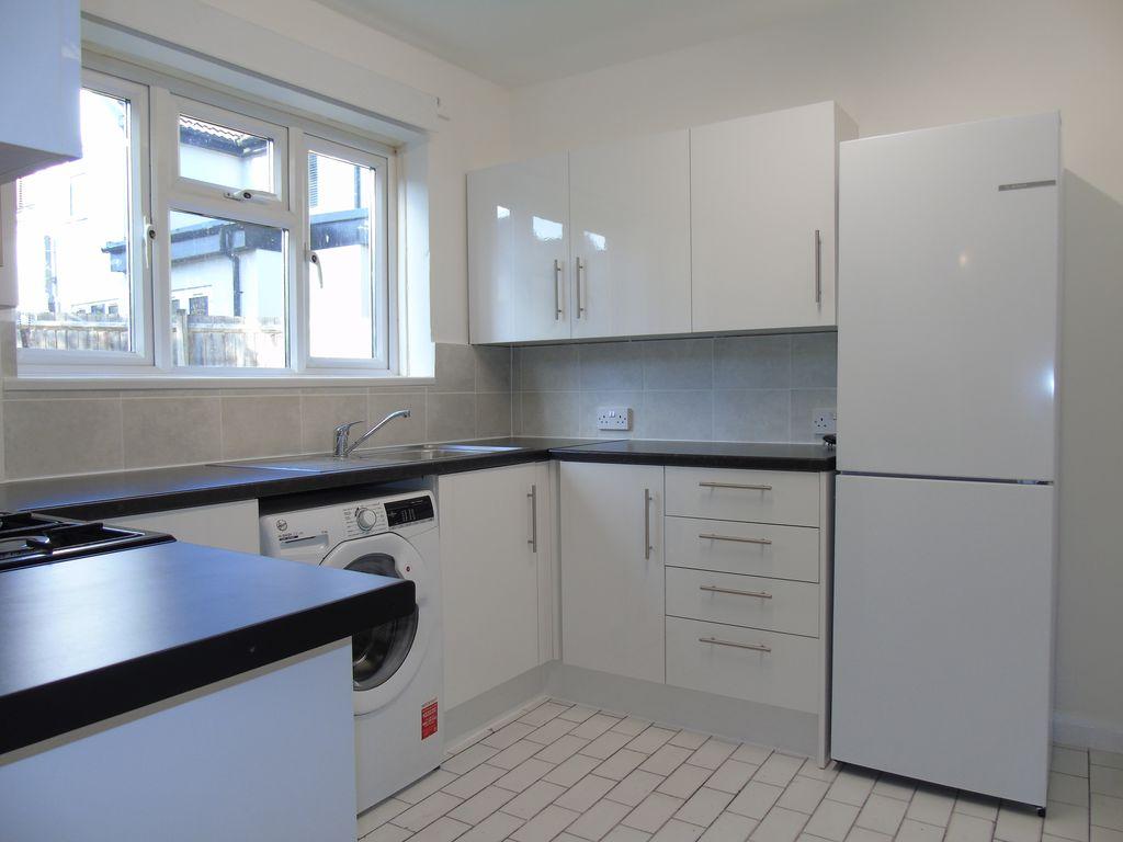 Apartment in Oxford, Northway - View 4