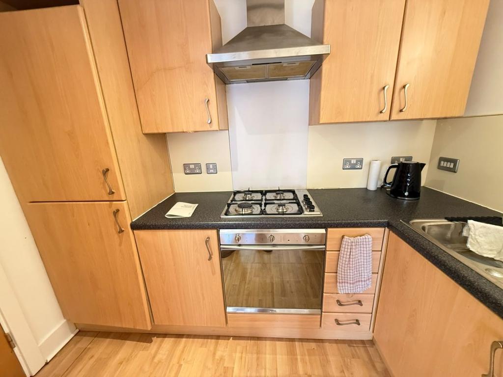 Apartment in Nottingham, Rainbow Quarter, St Ann's - More