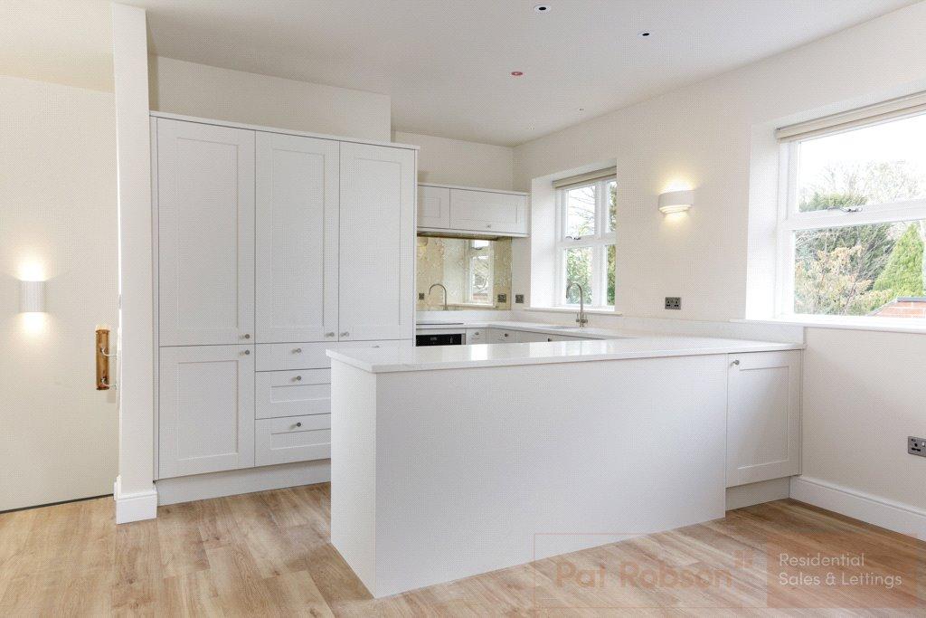 Apartment in Newcastle Upon Tyne - View 2