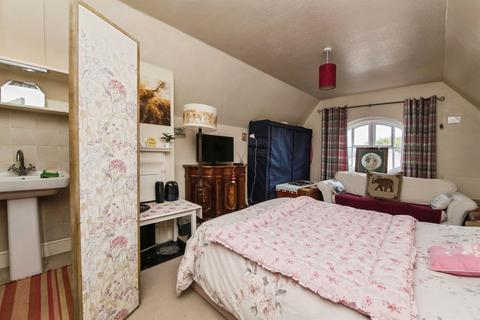 4 bedroom flat for sale, Manor Road, Sidmouth