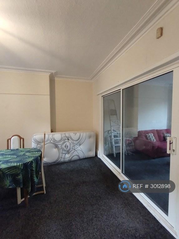 House in Leeds - View 5