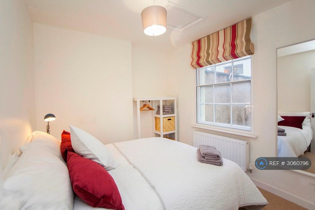 Apartment in Bristol, Old Market, St Philip's - View 4