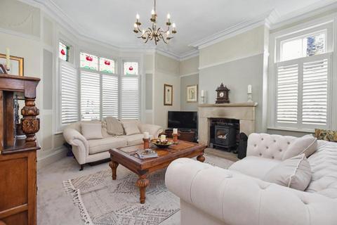 4 bedroom end of terrace house for sale, Waddington Road, Clitheroe, BB7 2HN