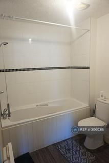 2 bedroom flat to rent, Victory Court, Diss, IP22