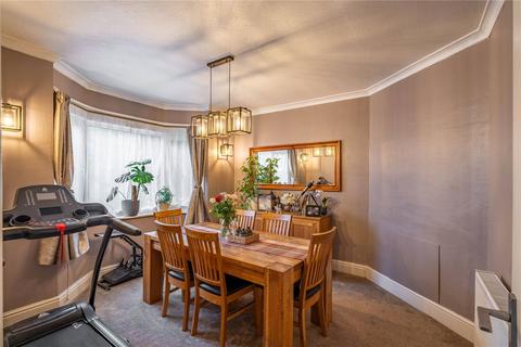 4 bedroom semi-detached house for sale, Oxbarn Avenue, Bradmore, Wolverhampton, West Midlands, WV3