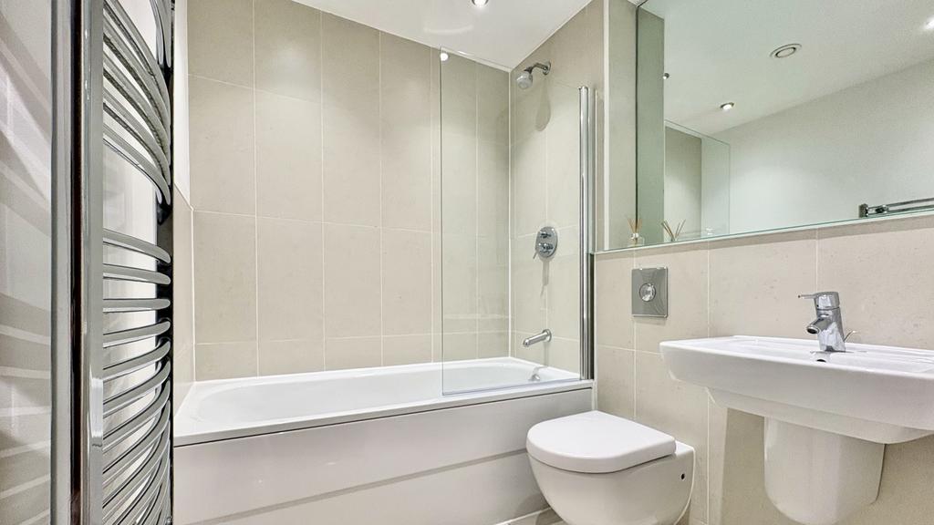 Apartment in Leeds - View 4