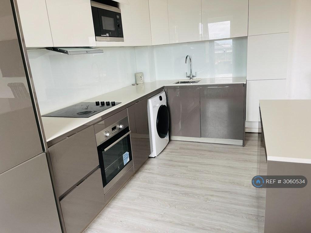 Apartment in Brighton - View 3