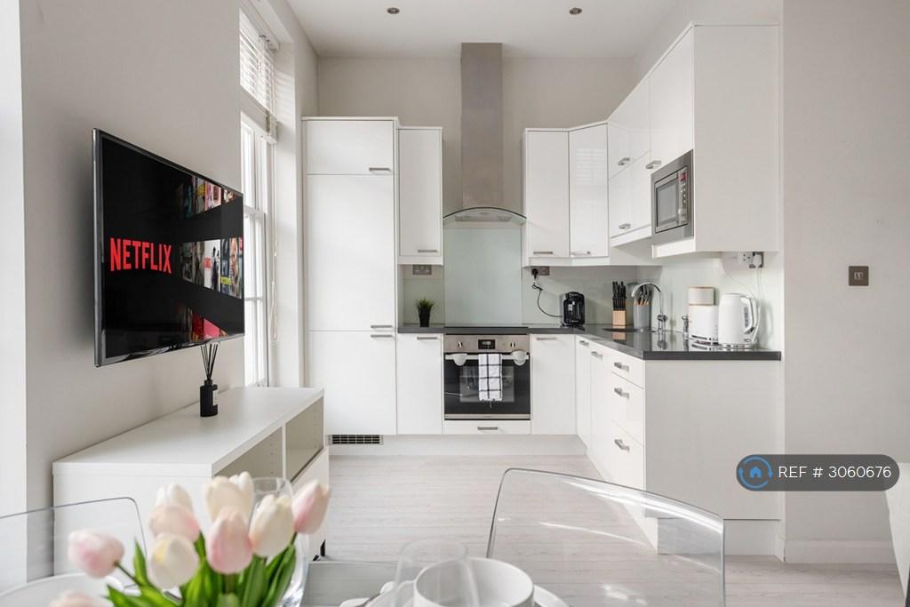 Apartment in London - View 5