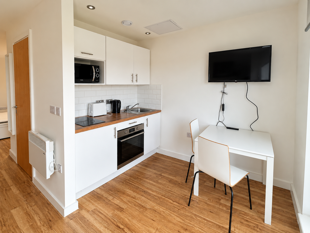 Apartment in Salford - View 2