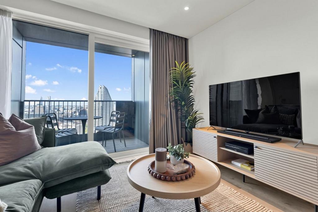 Apartment in London - View 3