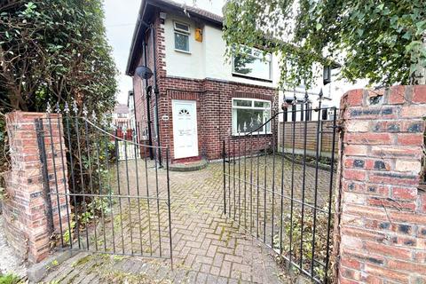 3 bedroom semi-detached house to rent, Manchester Road, Audenshaw, Manchester, M34
