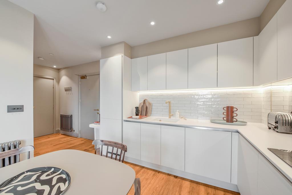 Apartment in London - View 2
