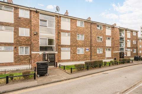 3 bedroom flat for sale, Barnardo Gardens, Barnardo Street, London, E1
