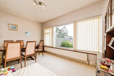 3 bedroom semi-detached house for sale, Warren Drive, Hornchurch, RM12