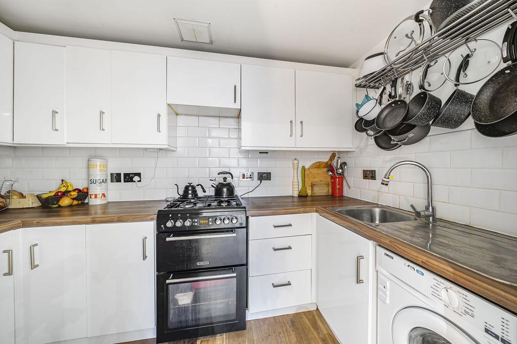 Apartment in London - View 2