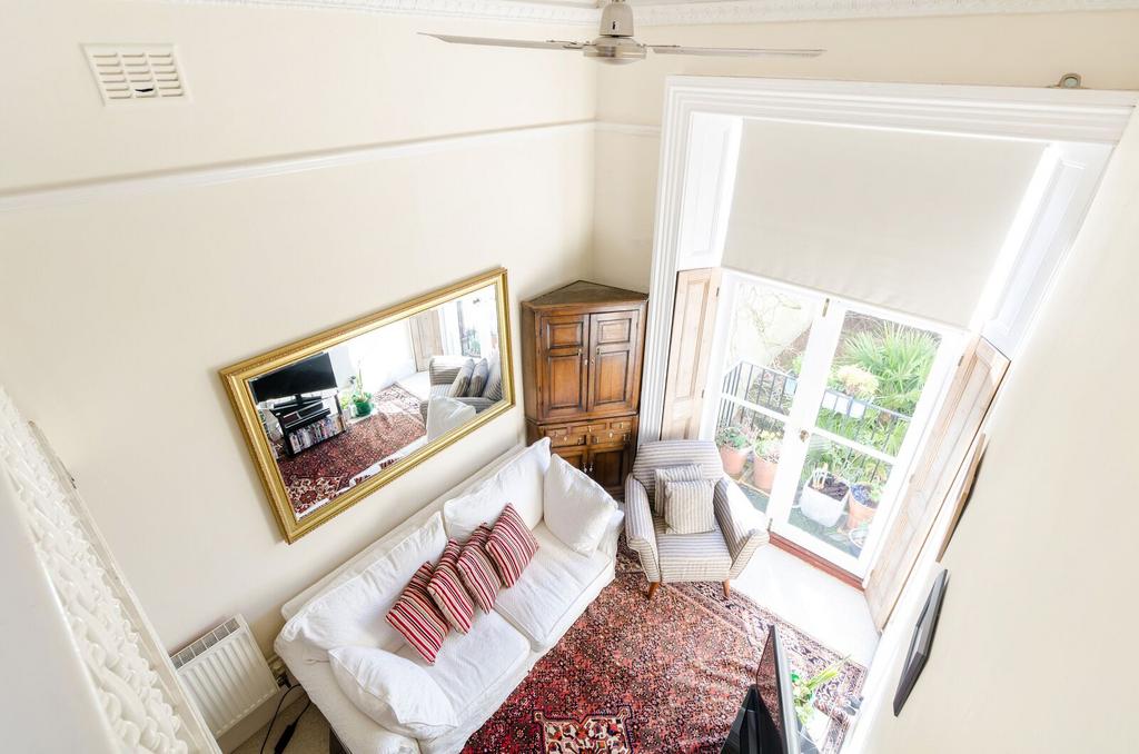 Apartment in East Molesey, Molesey - View 5