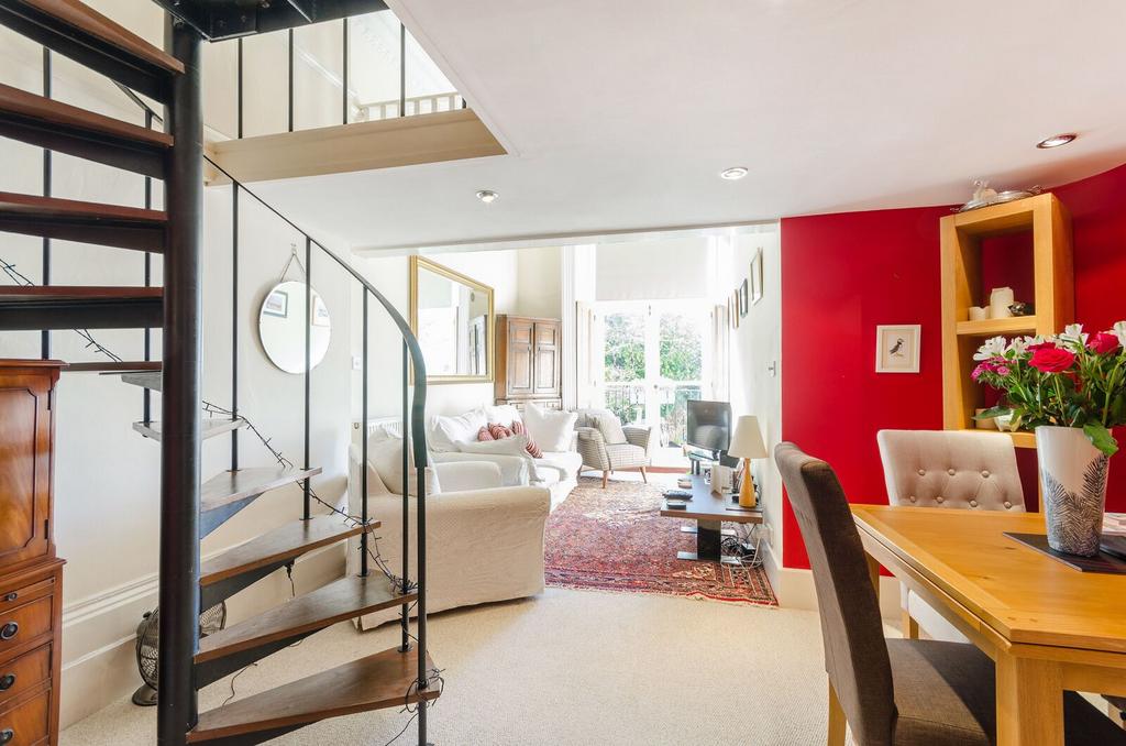Apartment in East Molesey, Molesey - More