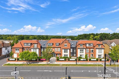 2 bedroom flat for sale, Samuel House, Westpole Avenue, Barnet