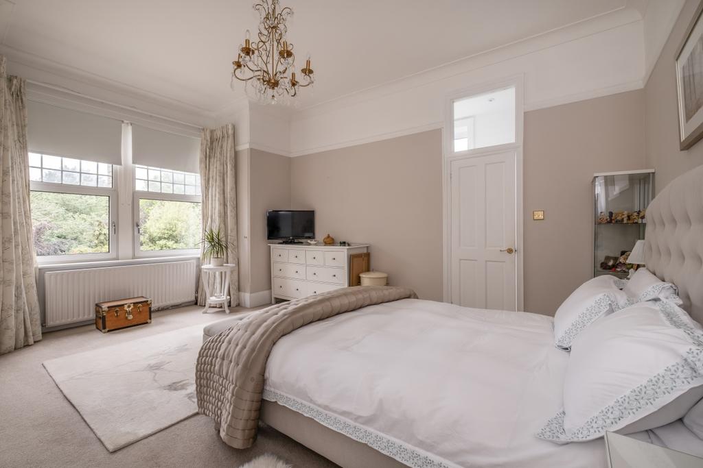 Apartment in London - More