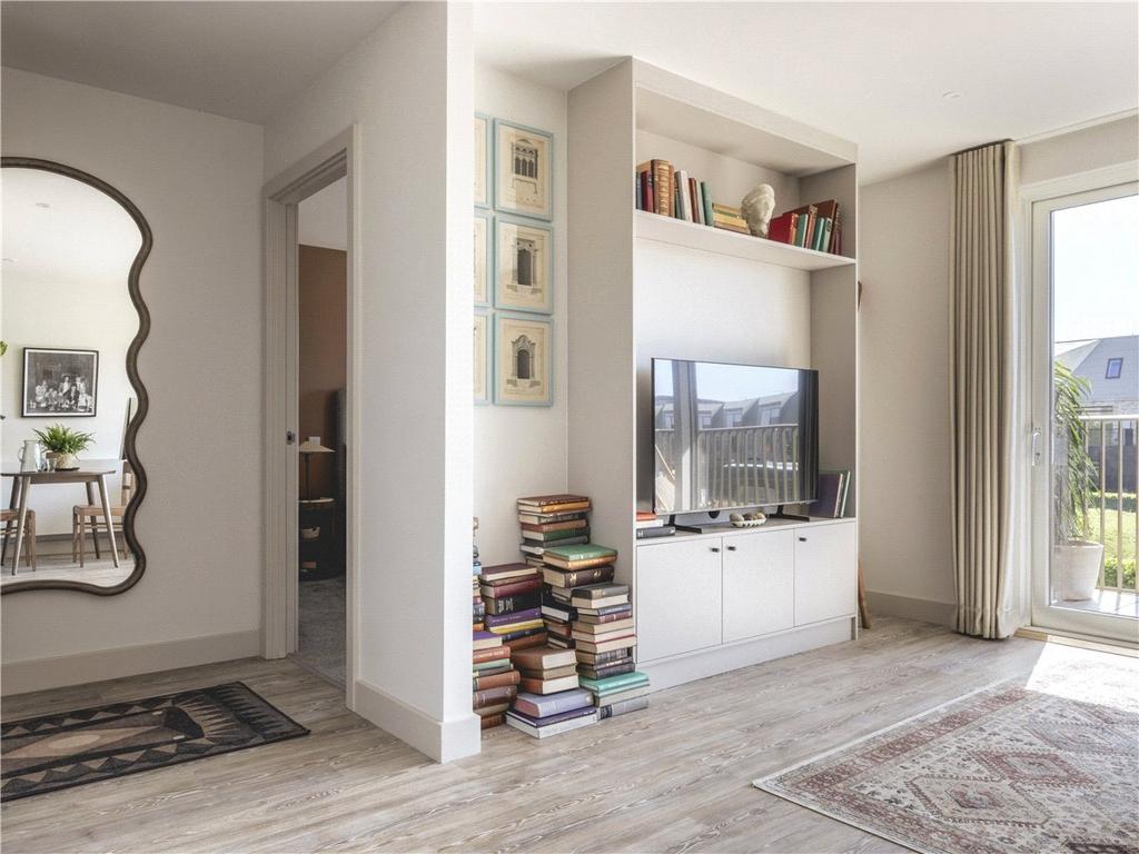 Apartment in Cambridge, Girton - View 3